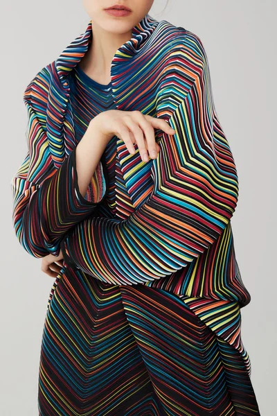 Look 18